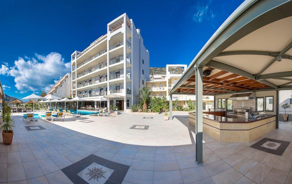 John & George Hotel Tolón Exterior photo